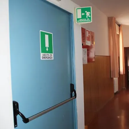 Nuovo San Martino Snc 3* Καζαλέκιο ντι Ρένο