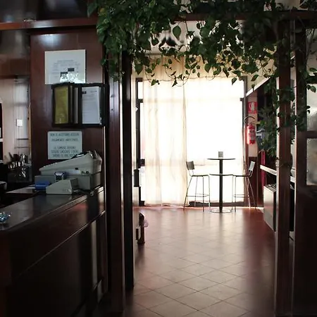 Nuovo San Martino Snc Отель Казалеккьо-ди-Рено