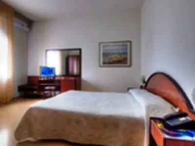 Nuovo San Martino Snc Καζαλέκιο ντι Ρένο